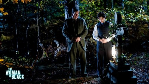 The Woman In Black - Người Đàn Bà Áo Đen - Hình 3