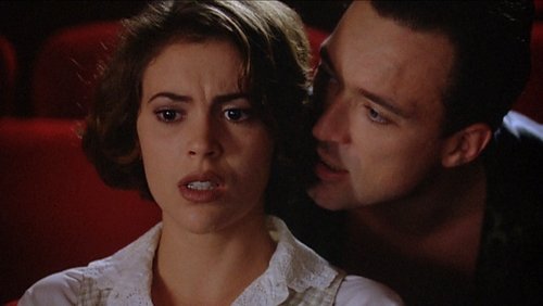 Embrace of the Vampire - Nụ Hôn Ma Cà Rồng - Hình 4