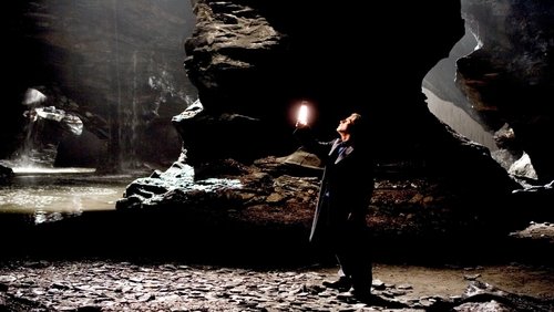 Batman Begins - Người Dơi Tái Xuất - Hình 2