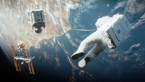 Gravity - Cuộc Chiến Không Trọng Lực - Hình 4