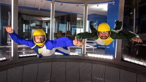 Keeping Up With The Joneses - Hàng Xóm Tôi Là Đặc Vụ - Hình 1