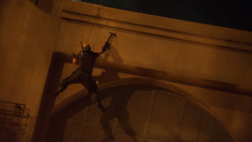 Security - Người Gác Đêm - Hình 1