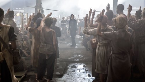 The Hunger Games: Mockingjay - Part 1 - Đấu Trường Sinh Tử 3: Húng Nhại - Phần 1 - Hình 4