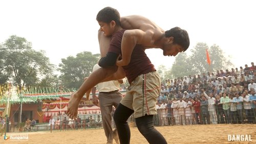 Dangal - Huấn Luyện Viên Đô Vật - Hình 2